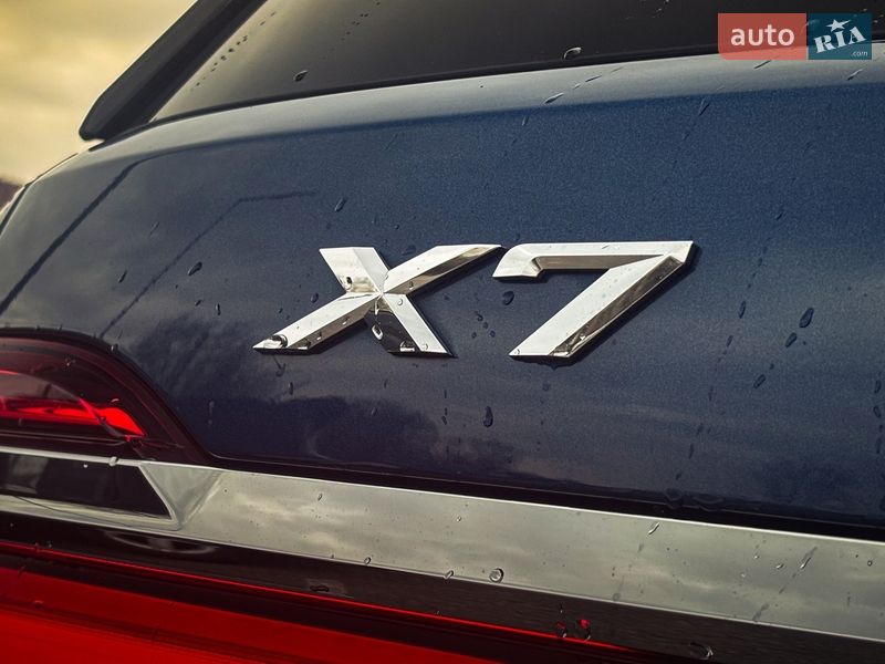 Внедорожник / Кроссовер BMW X7 2019 в Киеве