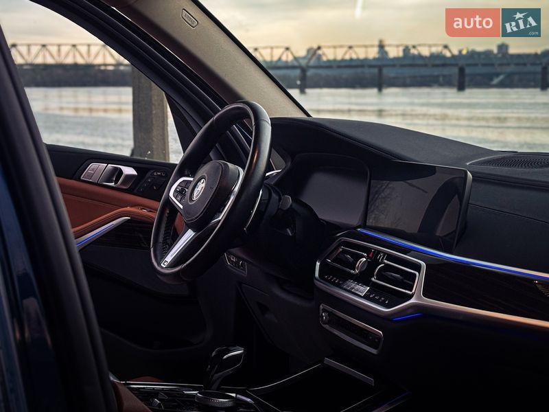 Внедорожник / Кроссовер BMW X7 2019 в Киеве