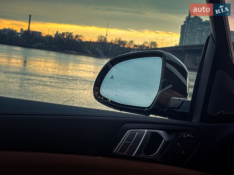 Внедорожник / Кроссовер BMW X7 2019 в Киеве