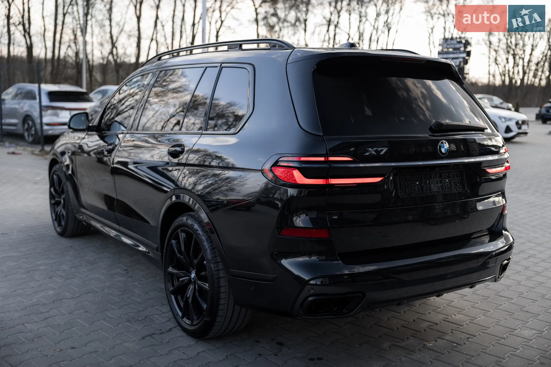 2025 BMW X7 - мініатюра 10