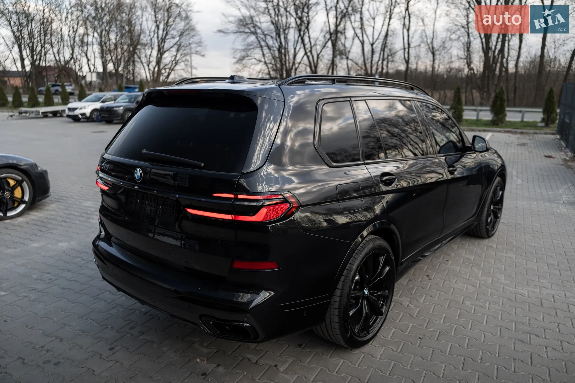 2025 BMW X7 - мініатюра 19