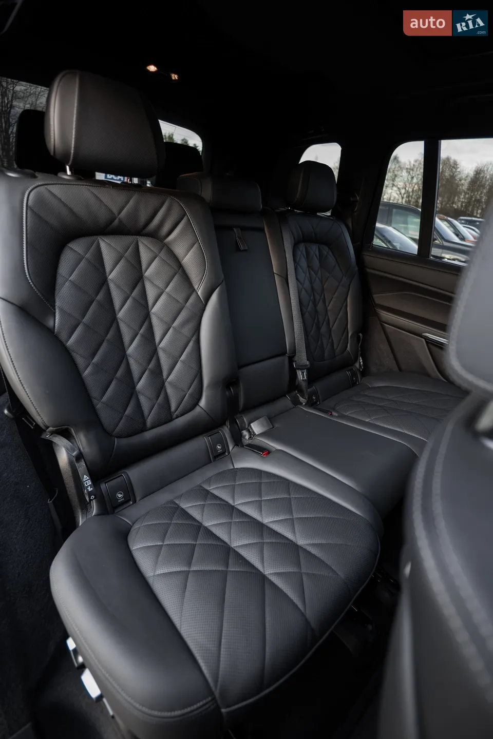 2025 BMW X7 - мініатюра 30