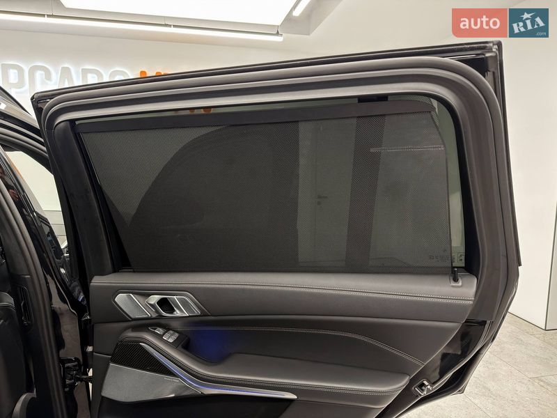 Внедорожник / Кроссовер BMW X7 2024 в Киеве