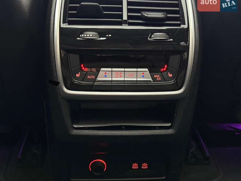 Внедорожник / Кроссовер BMW X7 2022 в Одессе фото 12 Внедорожник / Кроссовер BMW X7 2022 в Одессе