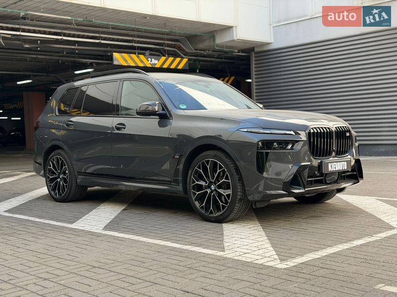 Позашляховик / Кросовер BMW X7 2023 в Києві фото 12 Позашляховик / Кросовер BMW X7 2023 в Києві