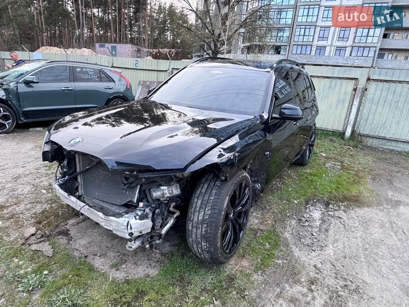 Позашляховик / Кросовер BMW X7 2022 в Києві