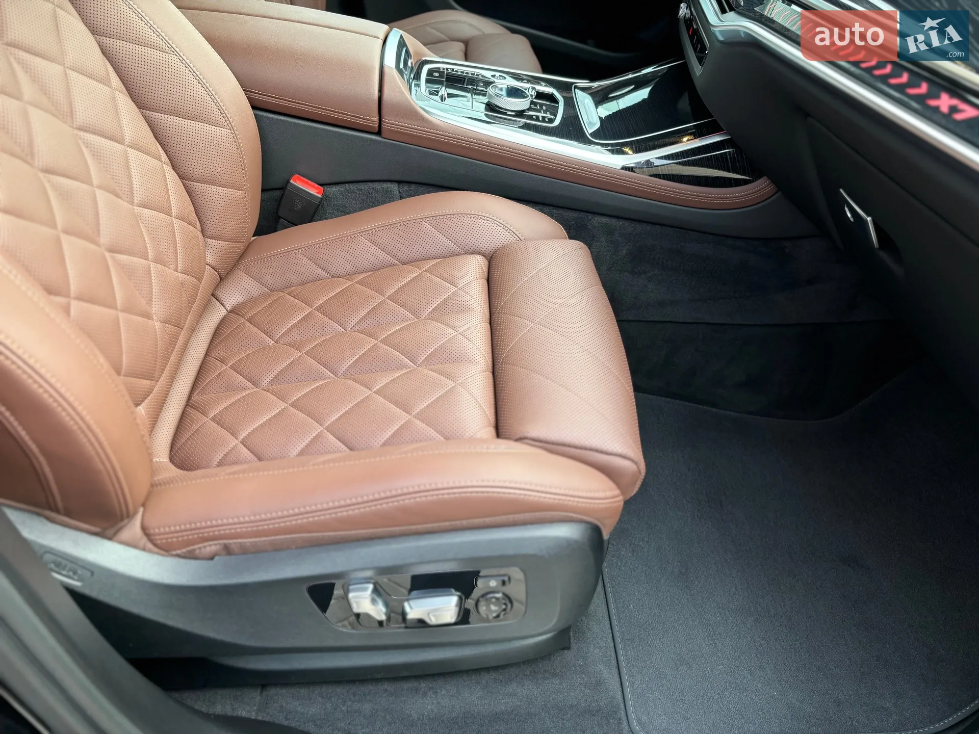 2023 BMW X7 - мініатюра 42