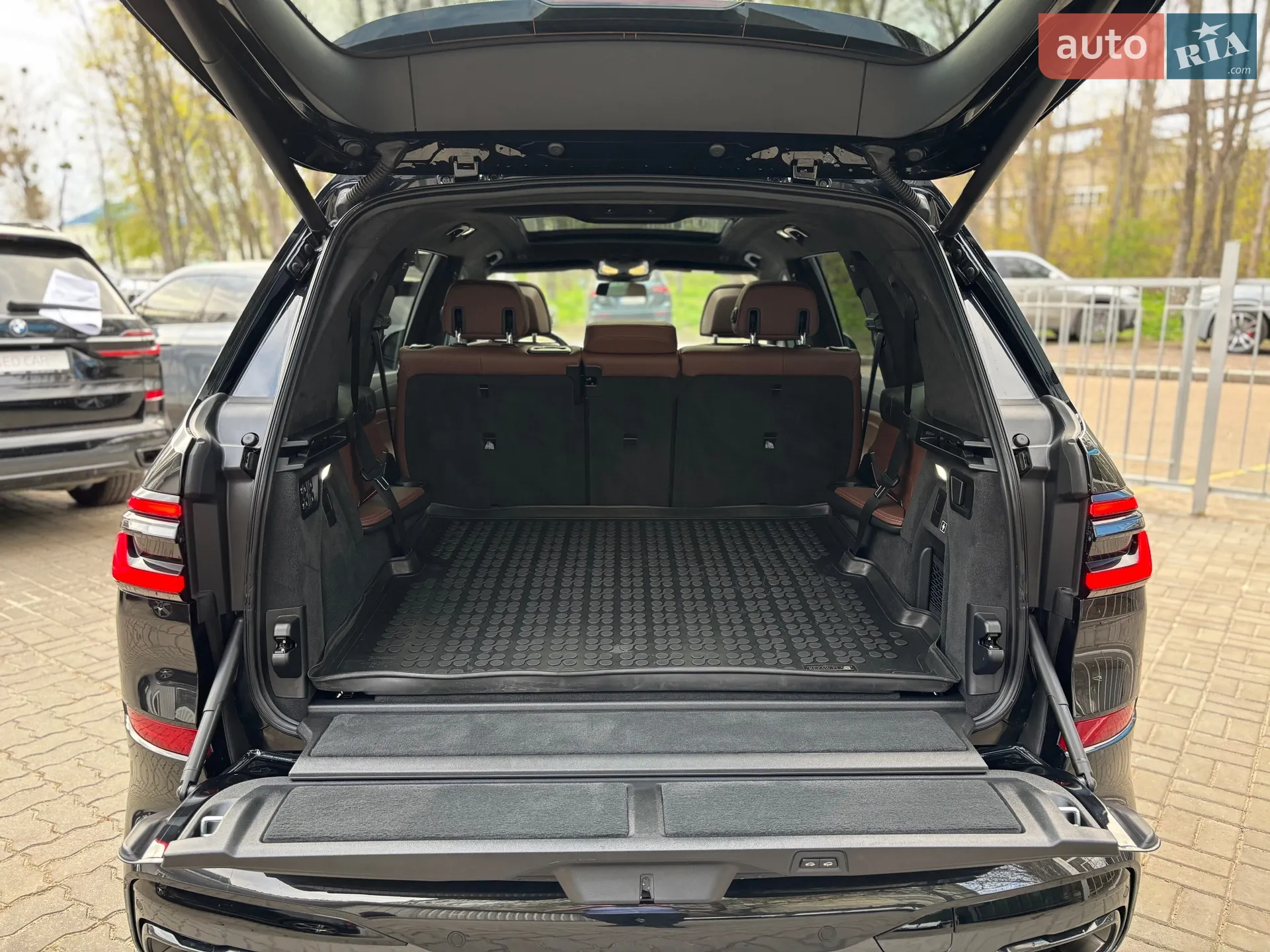 2023 BMW X7 - мініатюра 47