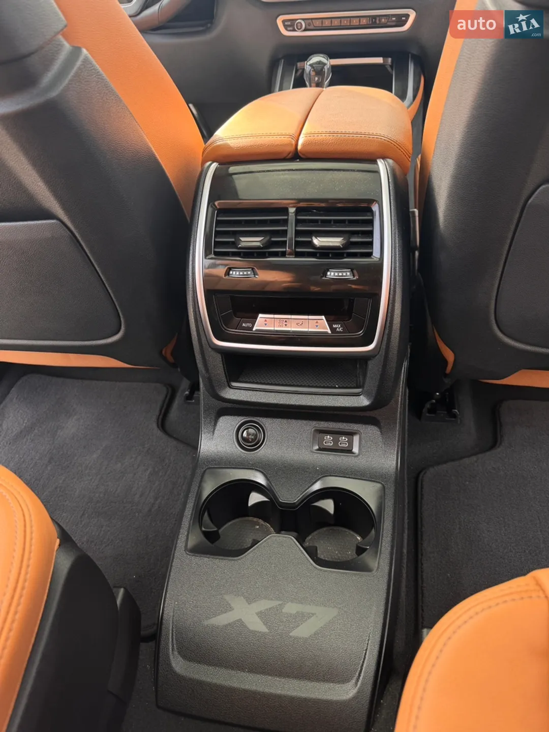 2022 BMW X7 - мініатюра 22