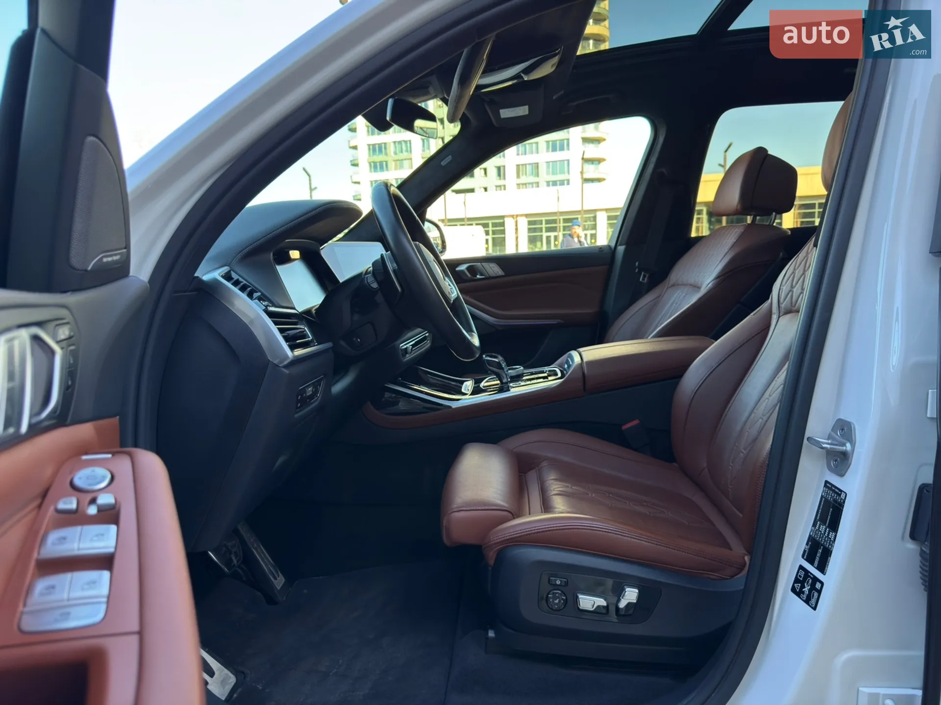2021 BMW X7 - мініатюра 43