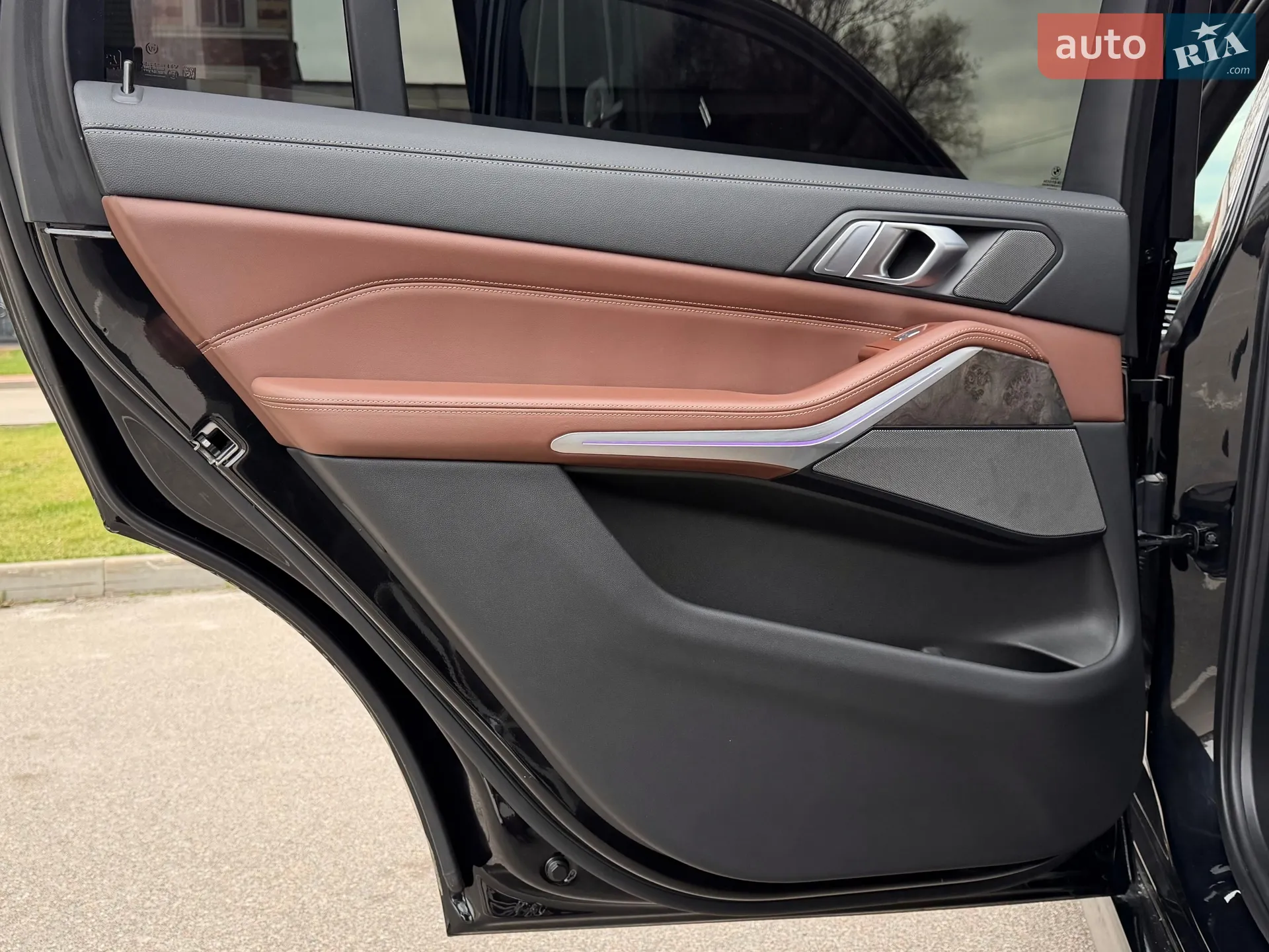 2020 BMW X7 - мініатюра 24