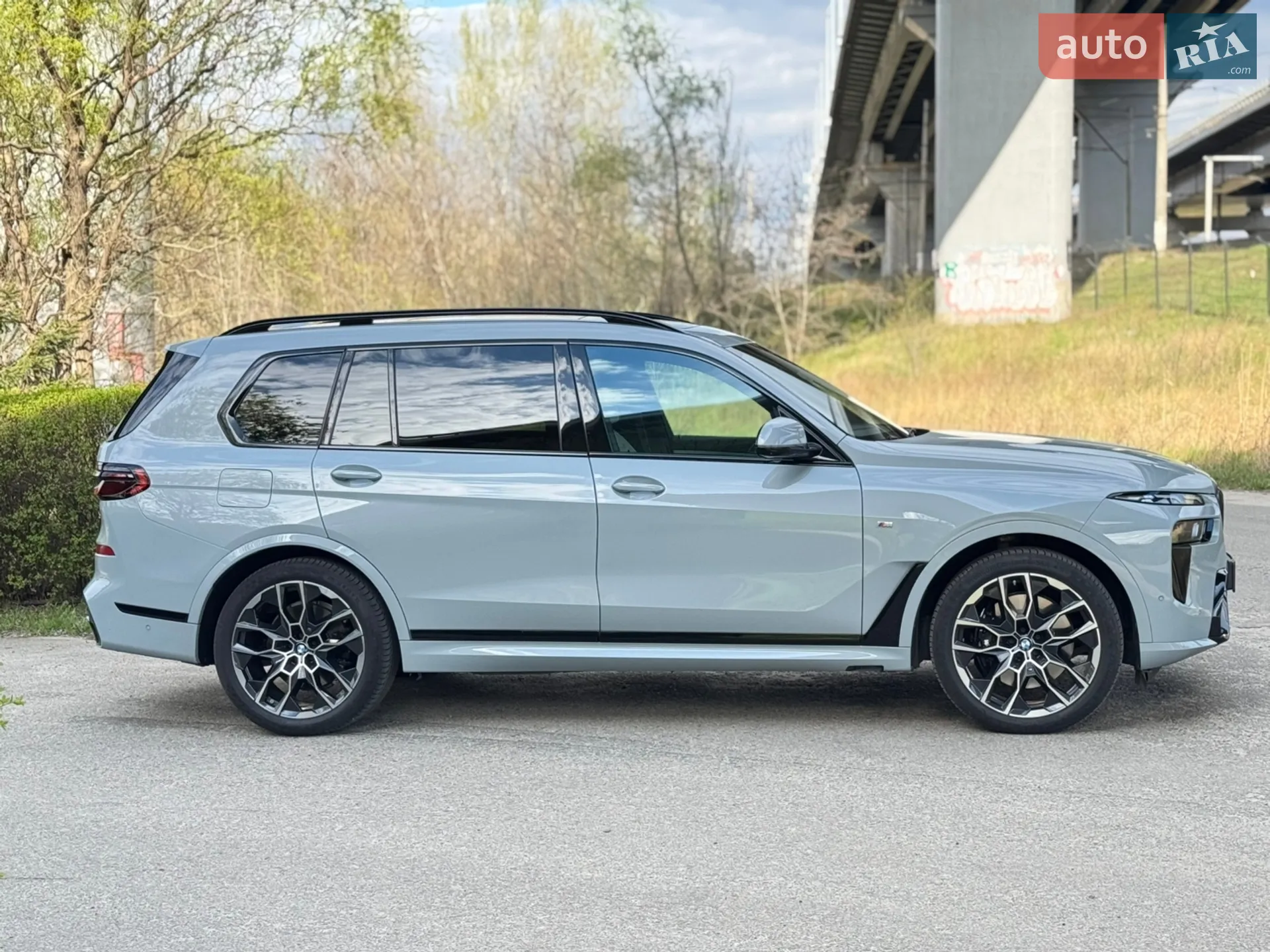 2023 BMW X7 - мініатюра 11