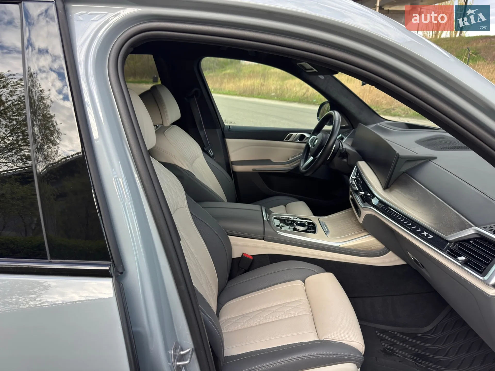 2023 BMW X7 - мініатюра 37