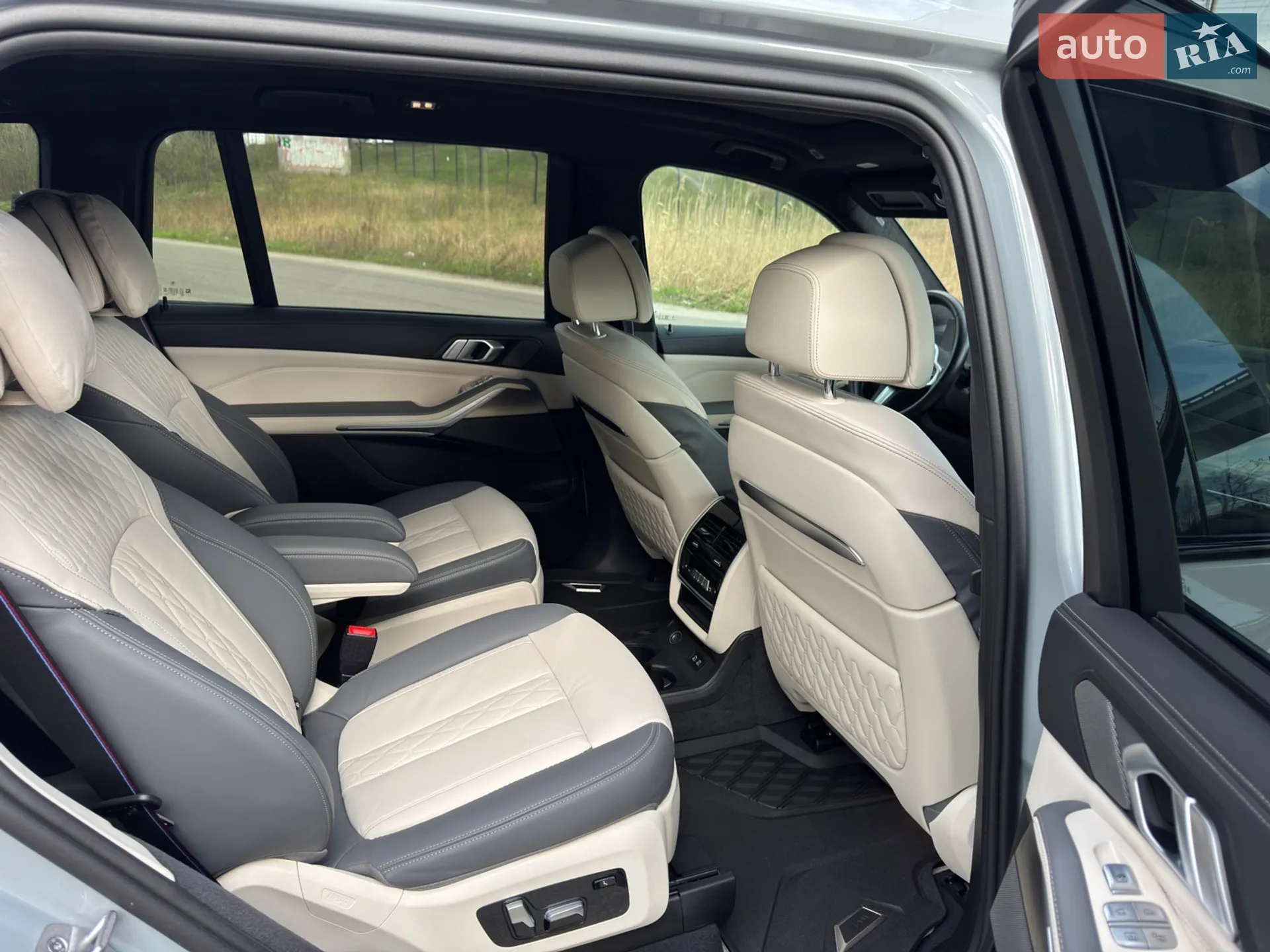 2023 BMW X7 - мініатюра 45