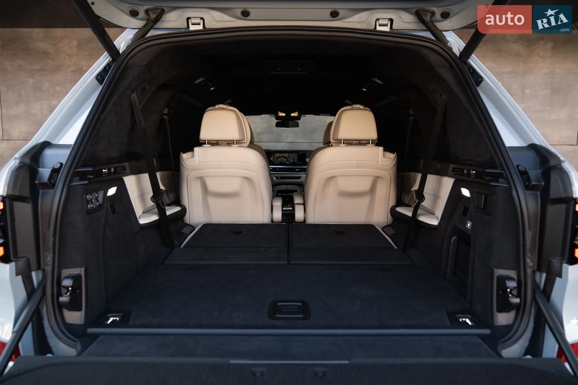 2023 BMW X7 - мініатюра 14