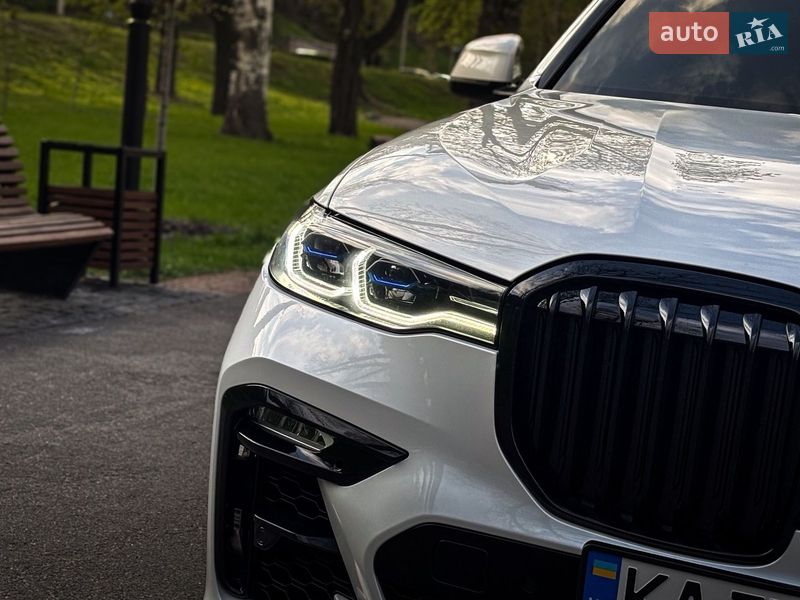 Внедорожник / Кроссовер BMW X7 2022 в Киеве