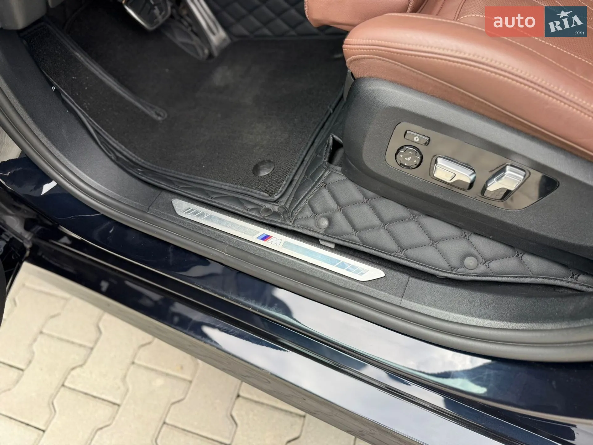 2022 BMW X7 - мініатюра 37
