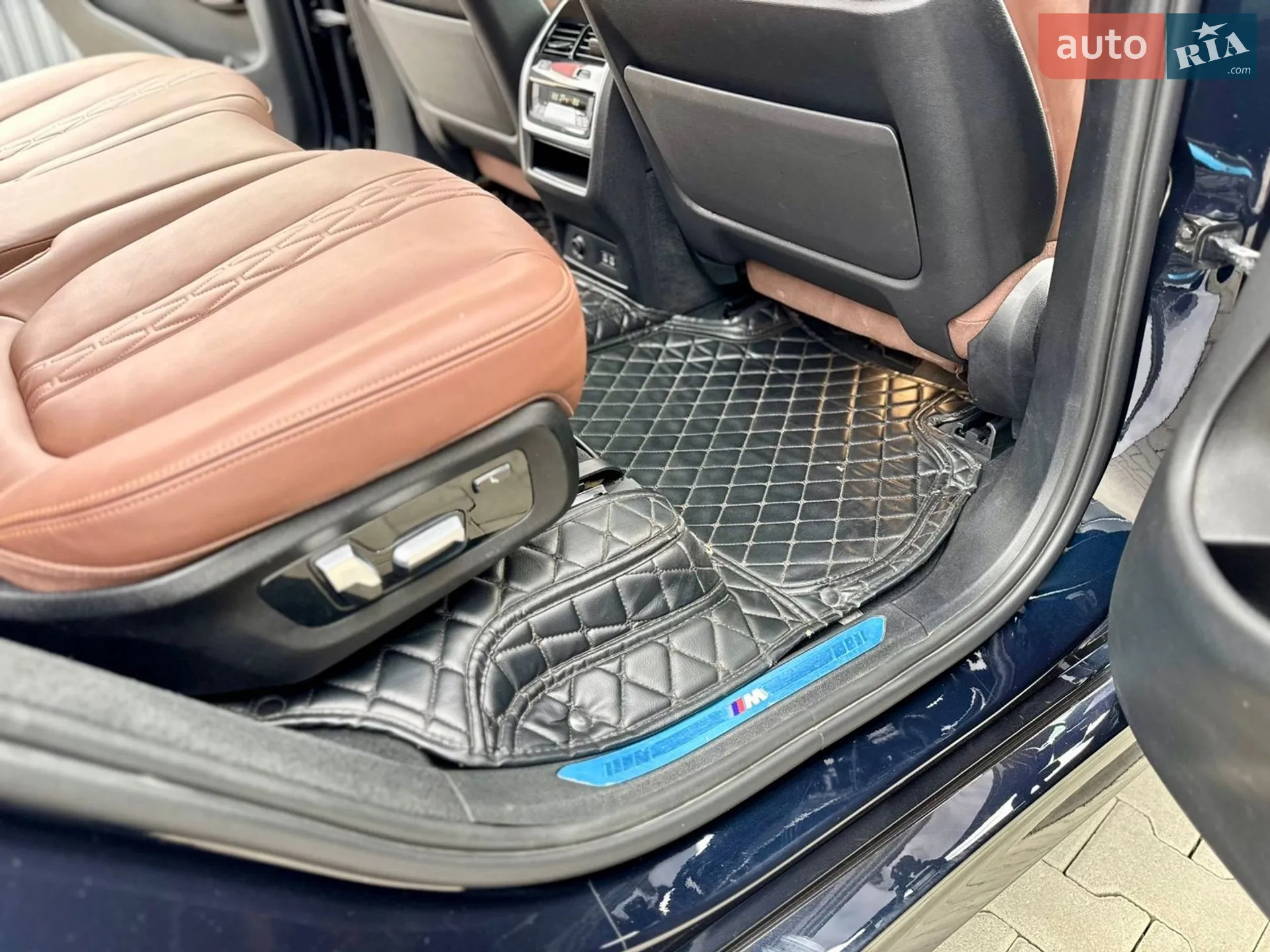 2022 BMW X7 - мініатюра 44