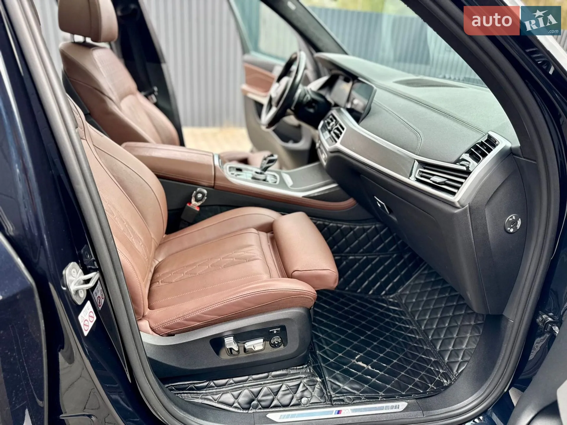 2022 BMW X7 - мініатюра 48