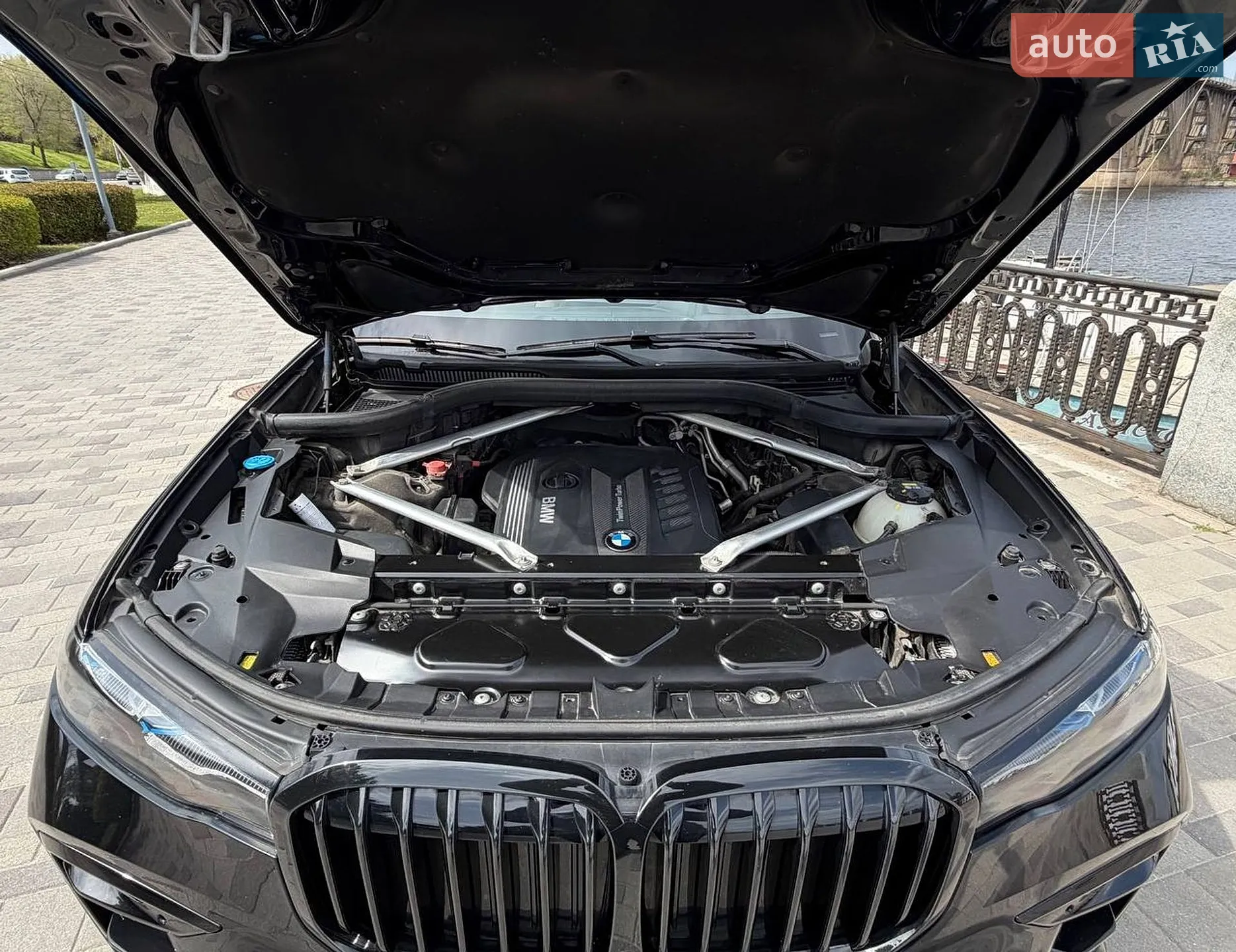 2022 BMW X7 - мініатюра 43