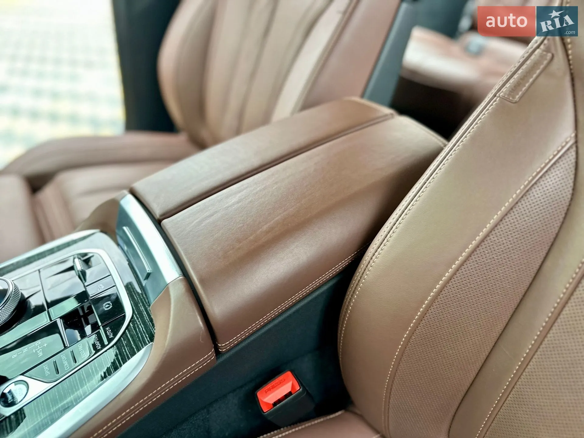 2022 BMW X7 - мініатюра 39
