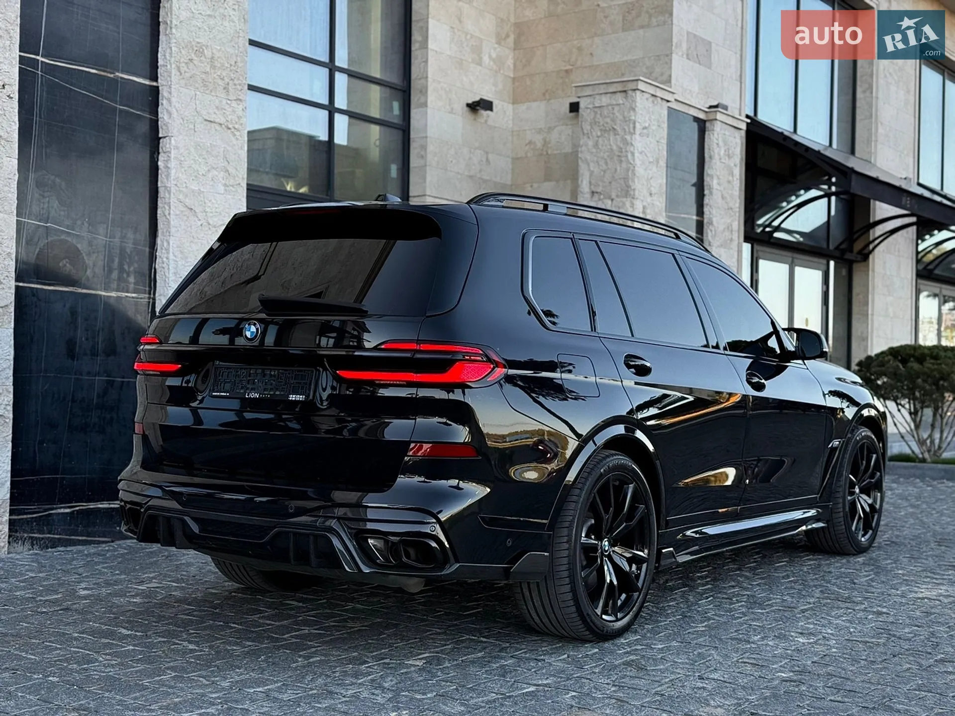 2023 BMW X7 - мініатюра 23