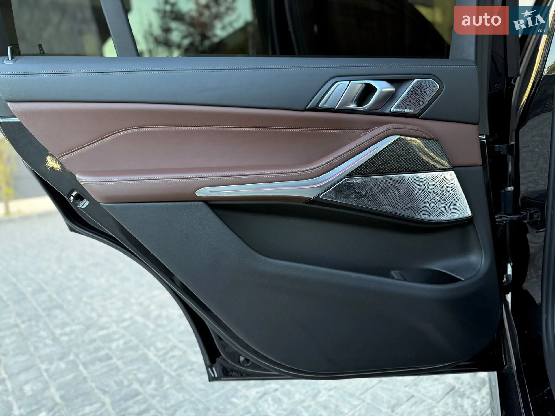 2023 BMW X7 - мініатюра 75