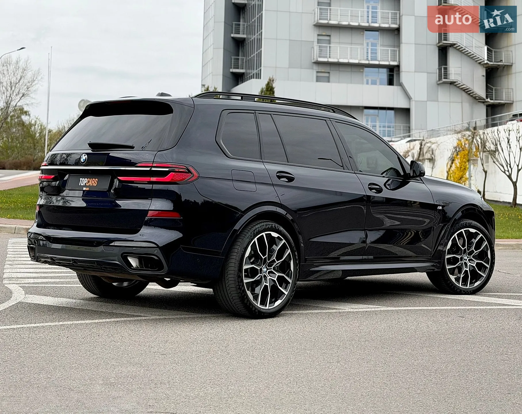 2023 BMW X7 - мініатюра 23