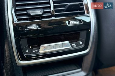 Внедорожник / Кроссовер BMW X7 2020 в Киеве