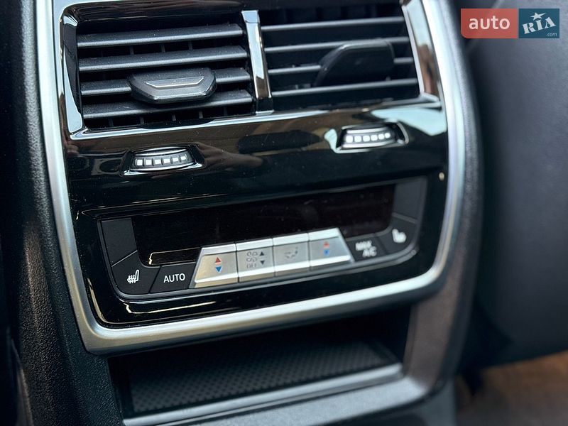 Внедорожник / Кроссовер BMW X7 2020 в Киеве
