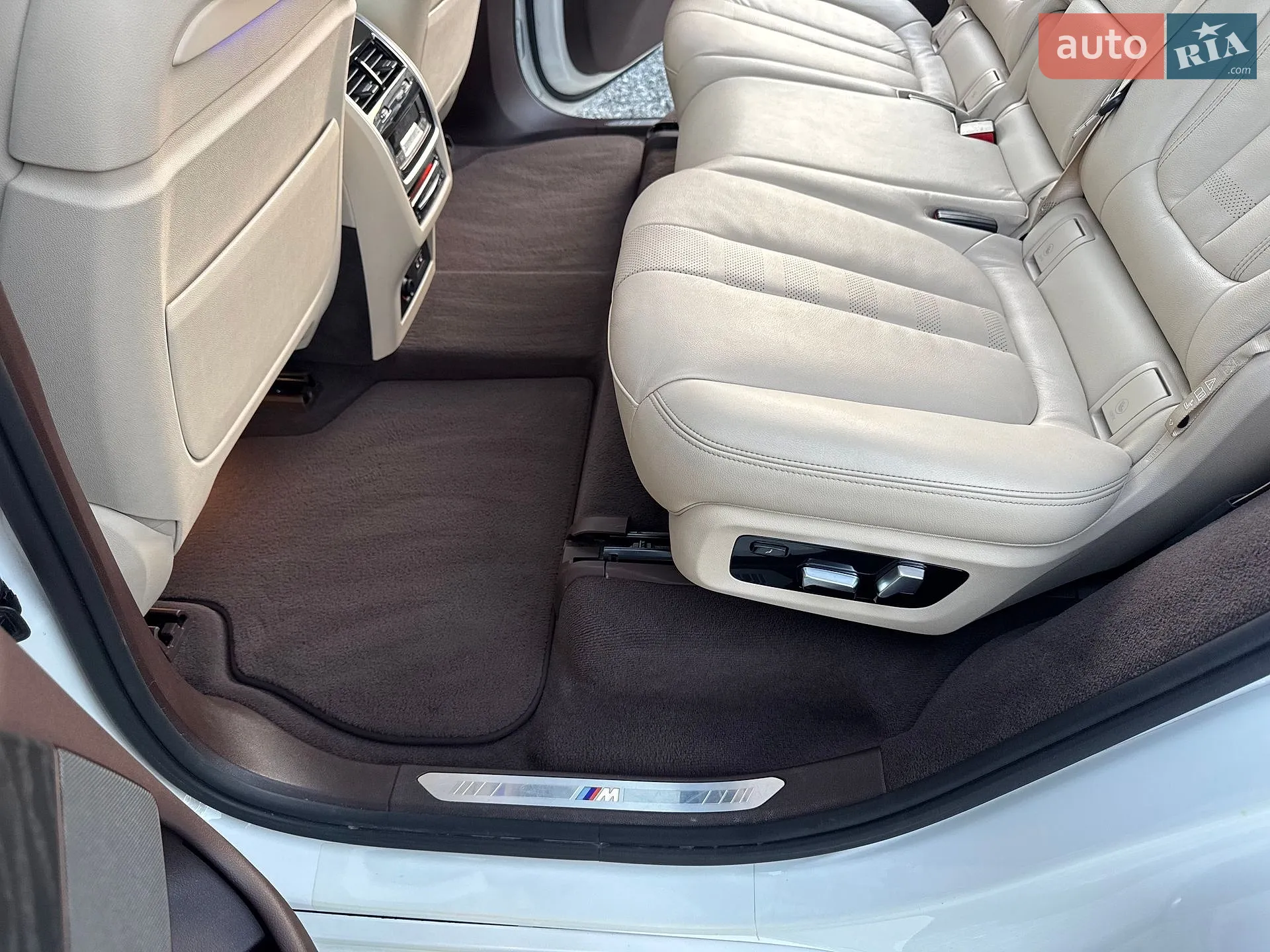2019 BMW X7 - мініатюра 111