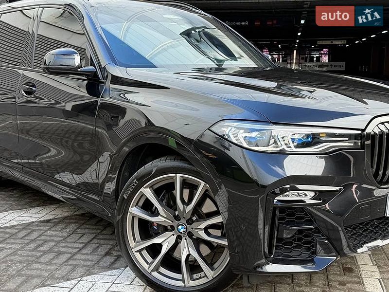 Внедорожник / Кроссовер BMW X7 2021 в Киеве