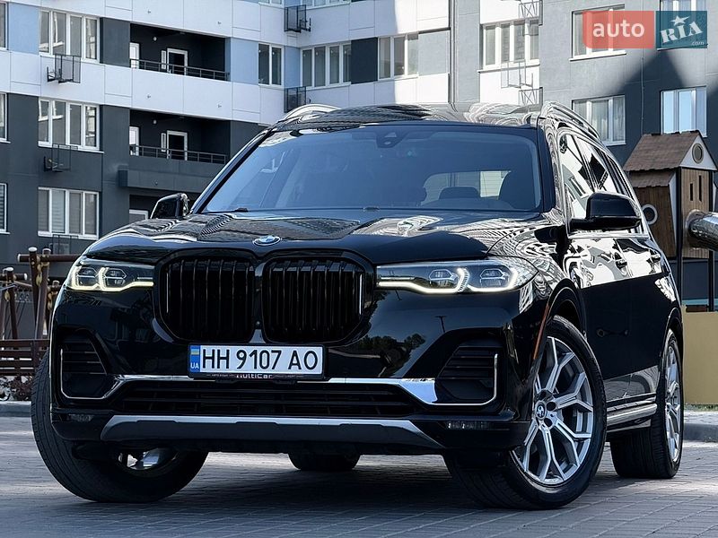 Внедорожник / Кроссовер BMW X7 2021 в Одессе