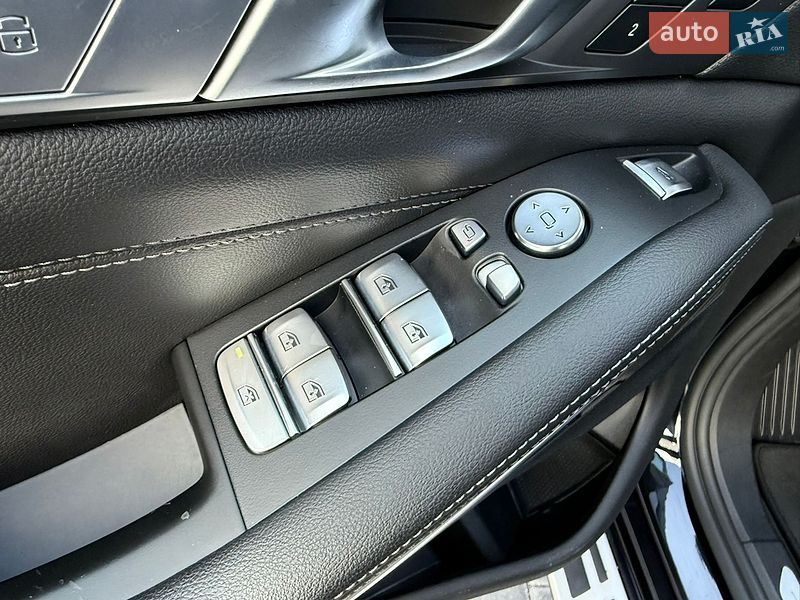 Внедорожник / Кроссовер BMW X7 2021 в Одессе