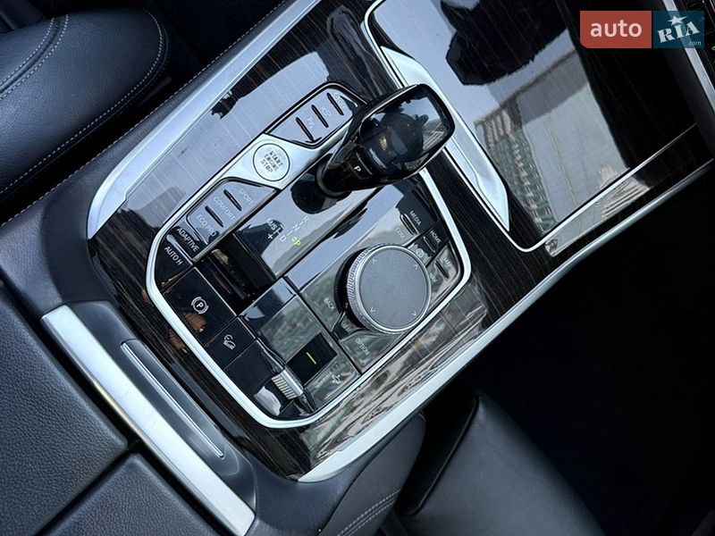 Внедорожник / Кроссовер BMW X7 2021 в Одессе