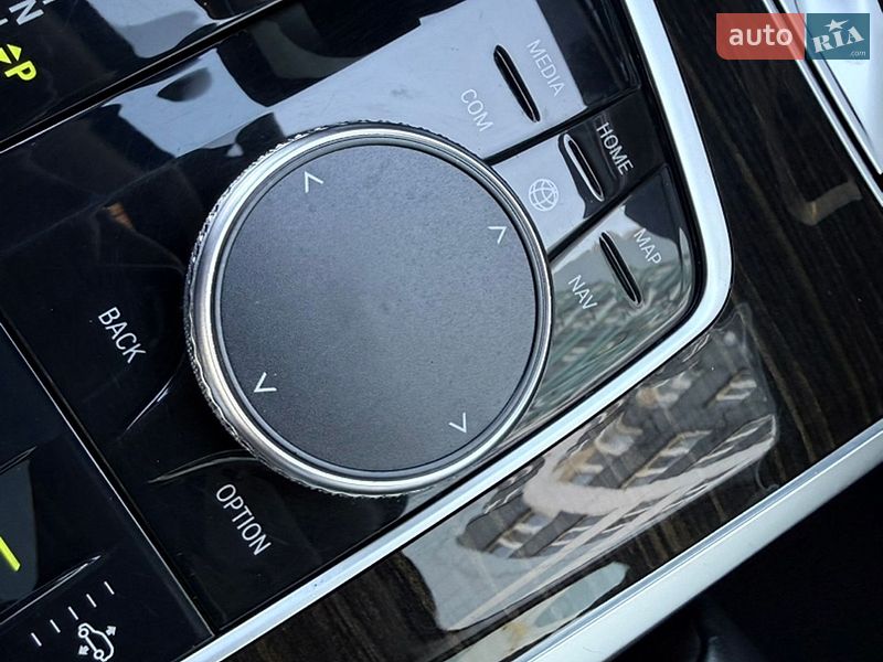 Внедорожник / Кроссовер BMW X7 2021 в Одессе
