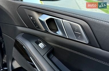 Внедорожник / Кроссовер BMW X7 2021 в Одессе