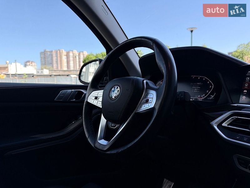 Внедорожник / Кроссовер BMW X7 2021 в Одессе