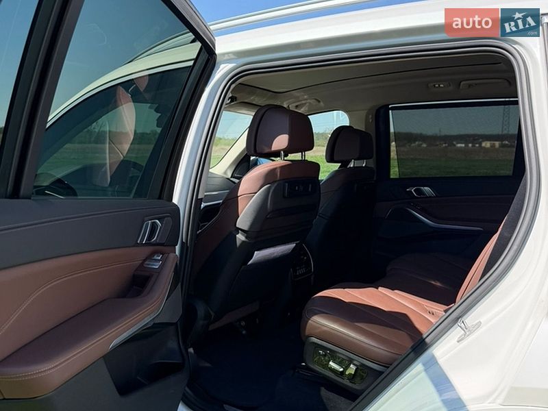 Внедорожник / Кроссовер BMW X7 2019 в Черкассах