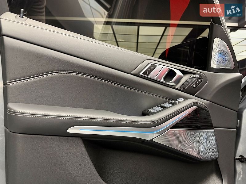 Внедорожник / Кроссовер BMW X7 2023 в Киеве