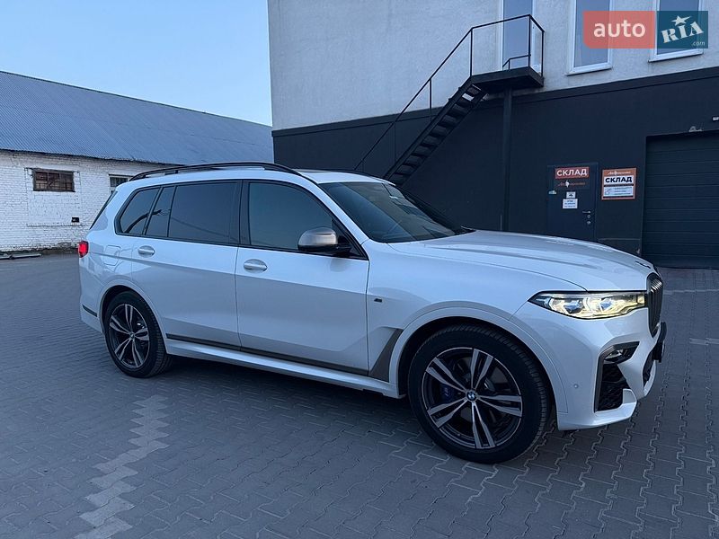 Внедорожник / Кроссовер BMW X7 2020 в Черновцах