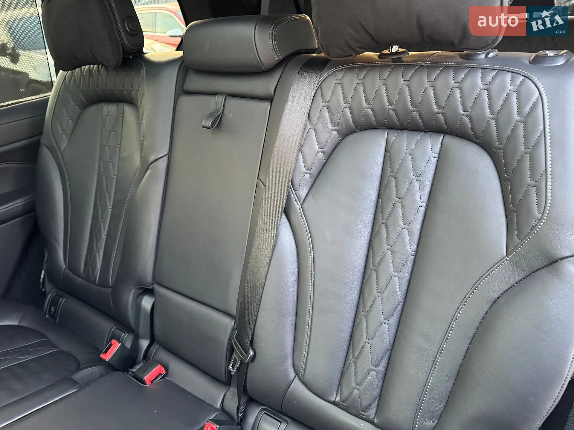 2019 BMW X7 - мініатюра 104