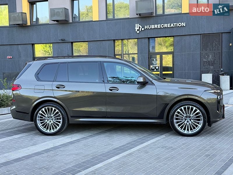 Внедорожник / Кроссовер BMW X7 2024 в Киеве