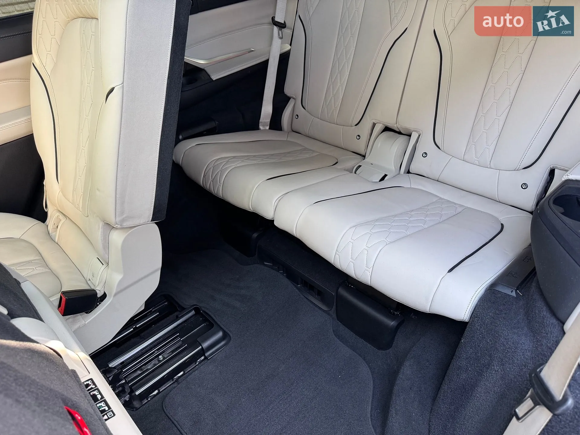 2019 BMW X7 - мініатюра 132