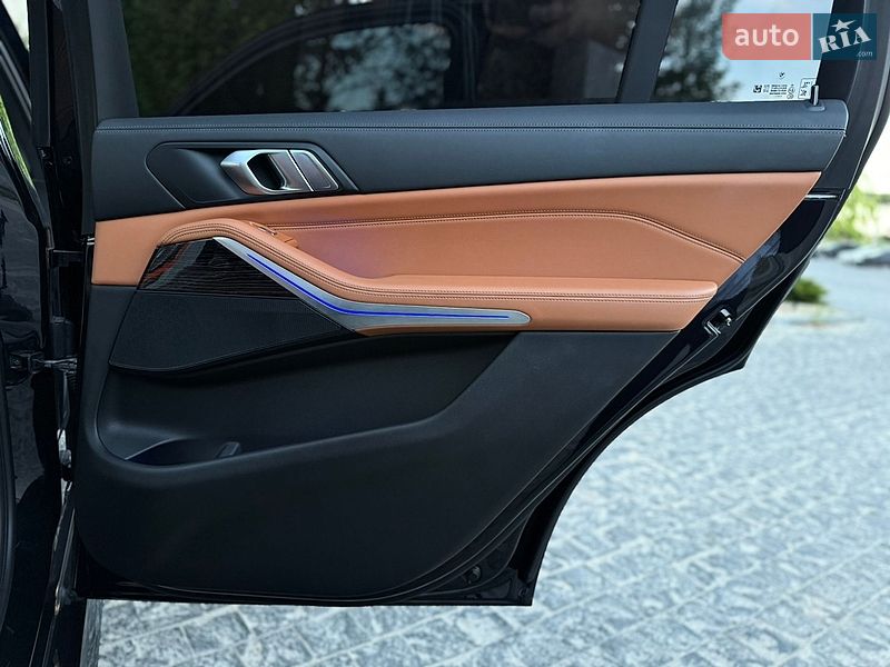 Внедорожник / Кроссовер BMW X7 2022 в Львове