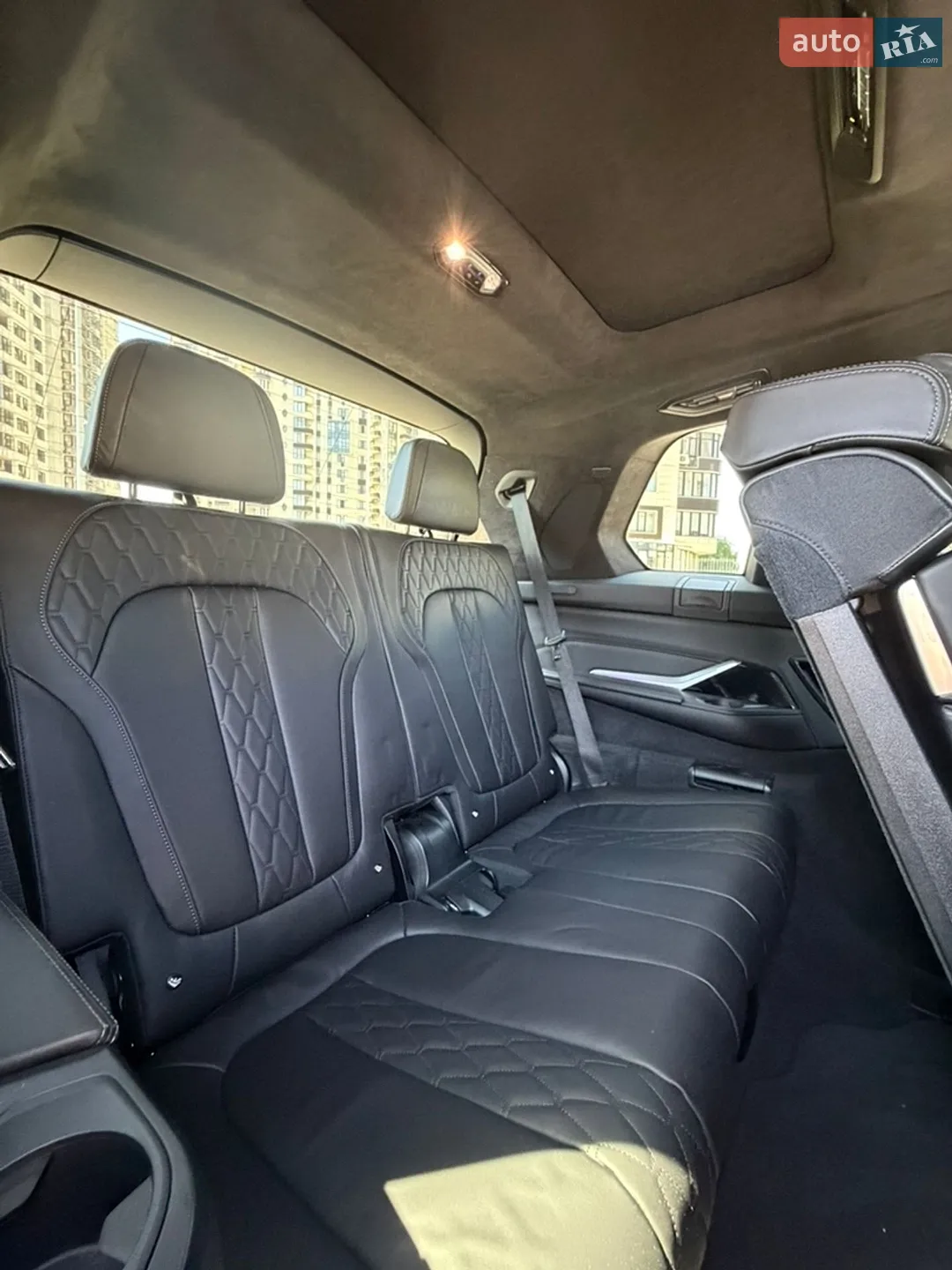 2020 BMW X7 - мініатюра 14