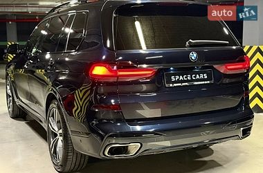Внедорожник / Кроссовер BMW X7 2020 в Киеве