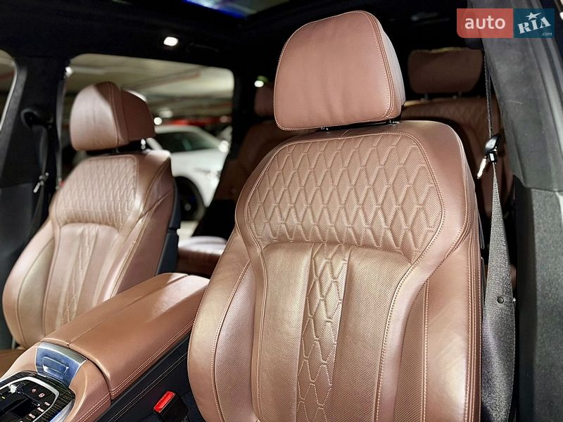 Внедорожник / Кроссовер BMW X7 2020 в Киеве