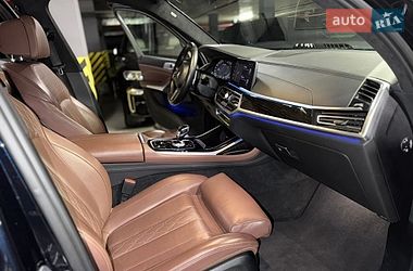 Внедорожник / Кроссовер BMW X7 2020 в Киеве