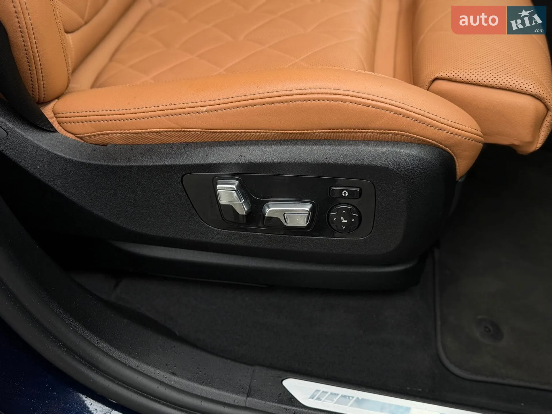 2023 BMW X7 - мініатюра 28